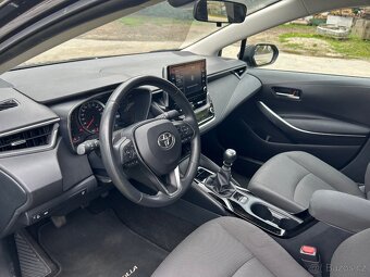 Toyota Corolla - 10