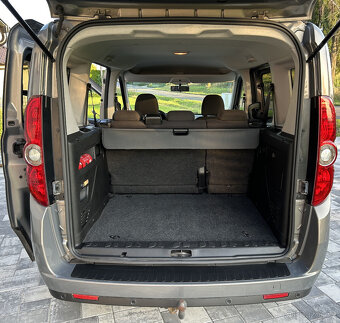 Opel Combo 1.4 benzín, 2015, najeto 128 000 KM - 10