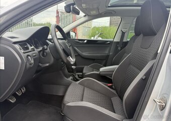 Škoda Rapid 1,0 TSI 81kW PANO,6KVALT,TAŽNÉ benzín manuál - 10