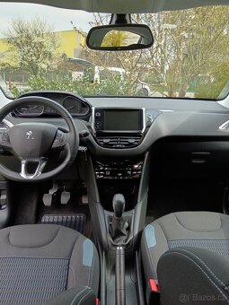 Peugeot 208 allure max.vybava - 10