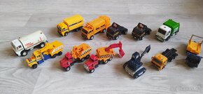 autíčka - modely MIX větší - obyčejné i značkové - 10