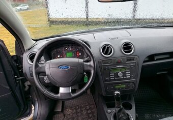 Ford Fusion 1.6 TDCi - 10