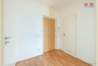 Prodej bytu 2+kk, 37 m², Praha, ul. Pod Nouzovem - 10