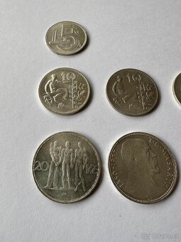 Sada stříbrných mincí Československa v luxusní dřevěné etui - 10
