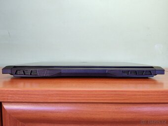 Nepoužitá 17" Katana,RTX-4060-8gb Mux,i7-13th,DDR5, M.2 1TB - 10
