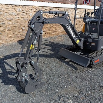 Minibagr Gorila G12SE PRO II, Kubota + příslušenství - 10