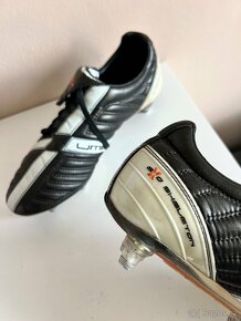 Kopačky Umbro X-200 Exo Skeleton vel. 42,5 - 10