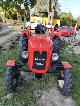 Traktor MAN - 10