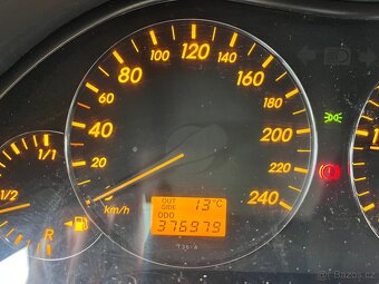 Toyota Avensis D4D 2.0 T25 - 10