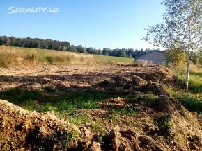 Stavební pozemek s projektem a vydaným stavebním povolením - 10
