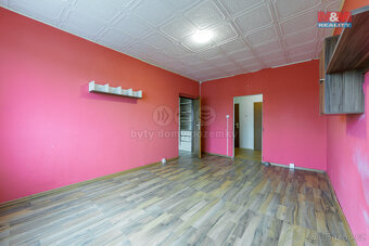 Pronájem bytu 2+1, 56 m², Chodov, ul. Revoluční - 10