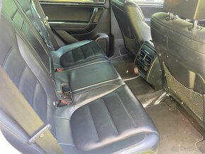 Vw touareg 3.0 tdi 192kw facelift 2016 R-line - 10