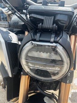 Honda 650 CB R , 2021 ,havarovane - 10