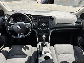 Mégane Limited - 10