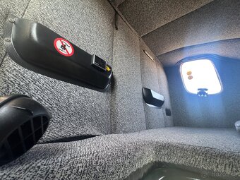 Renault Master 2,3 - 2018 - 10pal - 10