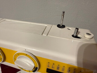 Pěkný šicí stroj Privileg zánovní s manuálem - 10