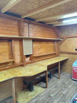 Sezónní prodejní stánek - 10