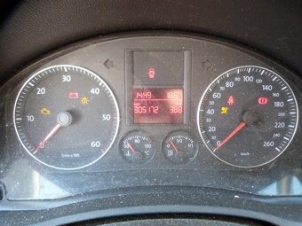 Volkswagen Jetta 1.9 tdi - 10