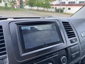 VW TRANSPORTER T5.1 2.0TDI 103KW DSG LONG 5 MÍST R.V.2010 - 10