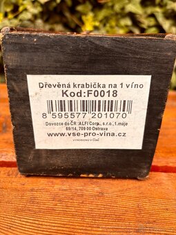 Dřevěný box na víno - 10