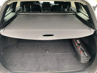 Kia Cee´d SW CD 1,6 CRDi 2020 Automat 1.majitel - 10
