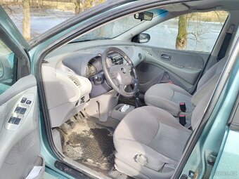 Nissan Almera Tino 1,8 LPG - 10