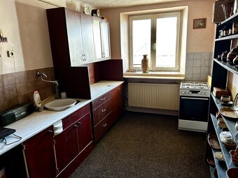 Rodinný dům nebo chalupa 3 km od města Heřmanův Městec - 10