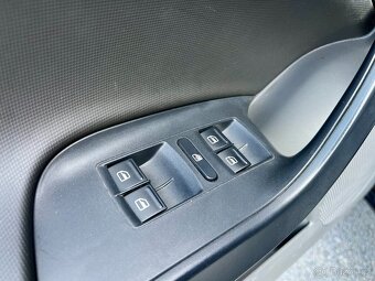 Seat Ibiza 1.4i 16V 63kW Style TEMPOMAT El. okna KLIMA 2010 - 10