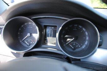 Škoda SUPERB kombi 2.0TDi 125kW - 4x4 - manuál - 10