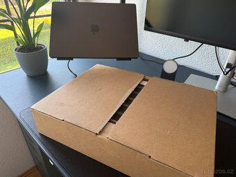 Apple MacBook Pro 16" M3 - 10