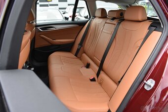 BMW 530i xDrive 2xPNEU DPH ČR 1.MAJITEL - 10