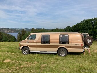 Dodge RAM 350 5.9L V8 1984, vynikající původní stav - 10