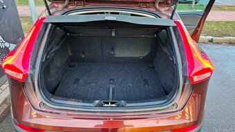 Volvo V40, CC D3 NEZ.TOPENÍ, bez adblue systému - 10