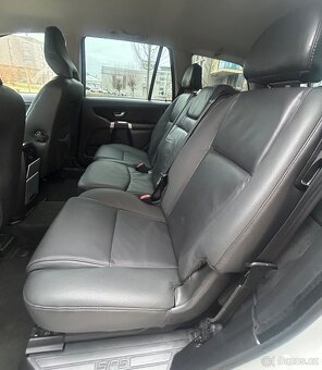 VOLVO XC90 2.4D5 147KW 4x4 -7MÍST-AUT-KŮŽE-TAŽNÉ-DPH-156Tkm - 10
