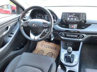 Hyundai i30 FB 1.6CRDi 100kW TAŽNÉ ČR 1MAJITEL SERVISKA - 10