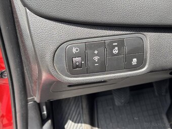 Kia Carens 1.6 GDi , 99 kW benzín, 2015 - 10