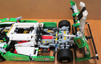 LEGO 42039 Vůz pro 24hodinový závod - 10