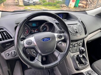 Ford Kuga 1.5i 110 kw najeto 73tis.km jeden majitel v ČR - 10