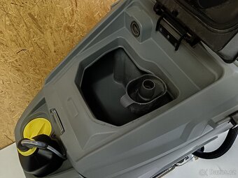 Podlahový mycí stroj KARCHER B95RS,čistící stroj PROFESIONAL - 10