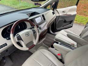 Sienna 3.5 V6 4WD automat 7 místné s odečtem DPH - 10