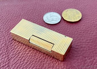 Dunhill Rollagas Zapalovač 60' léta, Diamond Cut - 10