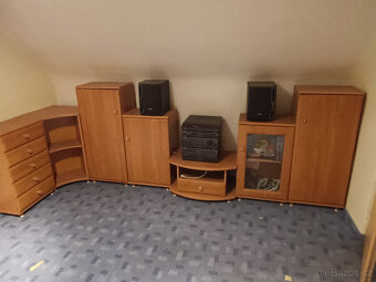 Dobrý den, prodám malé skříně do podkroví - 10