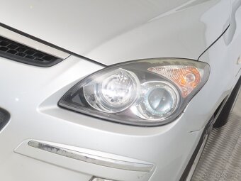 Hyundai i30 1.6 CRDi Combi, 2010, 66 kW, 172 378 km - 10