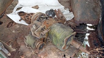 UAZ 452 A - 10