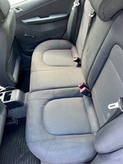 ŠKODA FABIA 1.4 KLIMA NOVÁ STK - 10