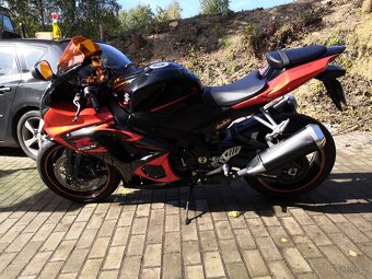 Suzuki GSX-R 1000 - 10