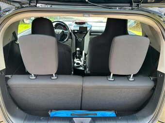 Toyota iQ 1.4 D4D - 10
