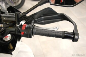 CFMOTO 650 MT Premium - VÝPRODEJ,1.maj,serviska,stroj od nás - 10