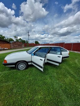 Audi 100 rok 1989  1.8 Automat - 10