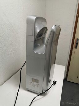 Drtiče odpadu+vysoušeče rukou - 10